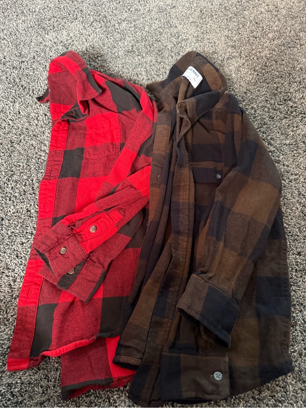 Old Navy Red & Brown Buffalo Plaid Button-Down Shirt